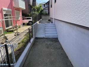 新築外構工事　福岡市東区　階段　スロープ