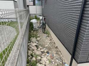 新築外構工事 福岡市早良区 防草シート砂利敷工事 着工前