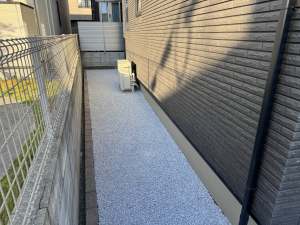 新築外構工事 福岡市早良区 防草シート砂利敷工事 砂利敷