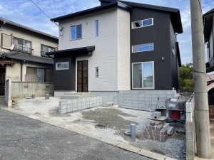 �V�z�O�\�H���@�����s����@�u���b�N��