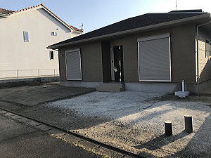 �V�z�O�\�H���@�������@���s�@�����~���n