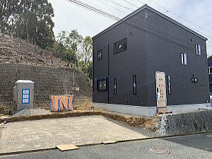 �V�z�O�\�H���@�������@���s�@�U���{�]��