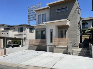 �V�z�O�\�H���@�����s����@���H