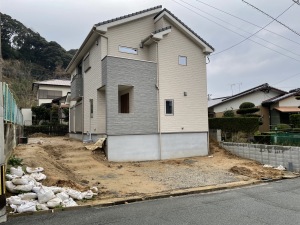 �V�z�O�\�H���@�������@���s�@���H�O