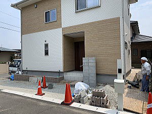 �V�z�O�\�H���@���������ɕ{�s�@�u���b�N��