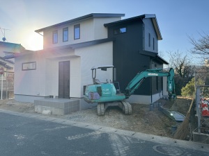 �V�z�O�\�H���@�����s���@�@��ߒ�