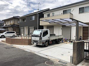 ���t�H�[���O�\�H���@�����s����@�u���b�N�ρ@�J�[�|�[�g��t