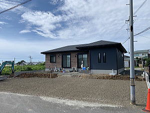 �V�z�O�\�H���@�������É�s�@�ӐΕ~