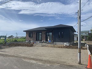 �V�z�O�\�H���@�������É�s�@�U���{�]��