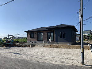 �V�z�O�\�H���@�������É�s�@�^���y���n