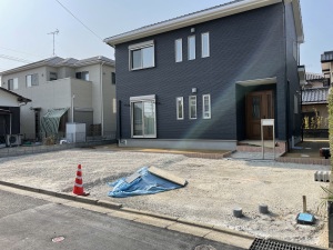 �V�z�O�\�H���@�������@���s�@�^���y���n