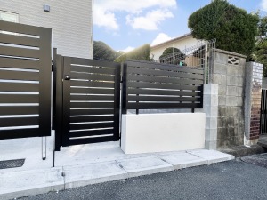 �V�z�O�\�H���@�������@���s