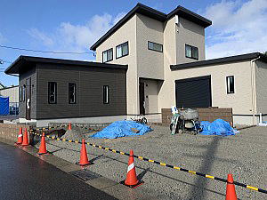 �V�z�O�\�H���@���������Îs�@�u���b�N��