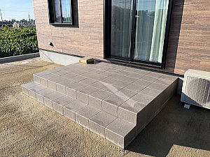 �V�z�O�\�H���@�������É�s�@�^�C���f�b�L�H��