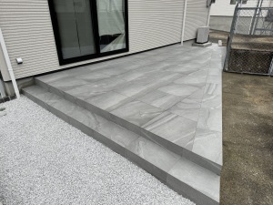 �V�z�O�\�H���@�����s���@�^�C���f�b�L