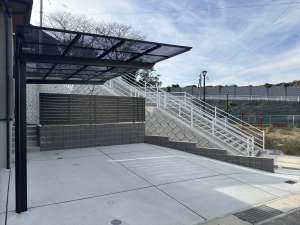 �V�z�O�\�H���@���������Îs�@�J�[�|�[�g��t