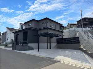 �V�z�O�\�H���@���������Îs�@���H