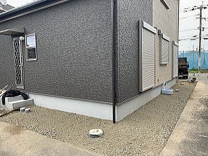 �V�z�O�\�H���@�����s����@�R���N���[�g���n�ӐΕ~