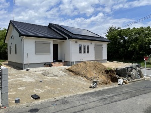 �V�z�O�\�H���@�������@���s�@���@�@�ӐΕ~