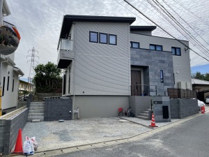 �V�z�O�\�H���@�����s����@�肷��@�ډB���t�F���X