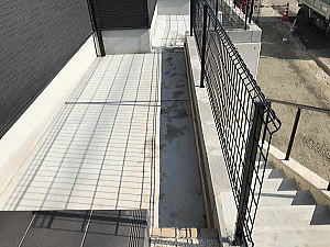 �V�z�O�\�H���@�h���R���N���[�g�@�t�F���X��t