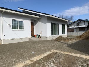 �V�z�O�\�H���@���������Îs�@�@��@�ӐΕ~