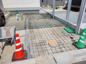 �V�z�O�\�H���@�����s���ǋ�@�r���o��