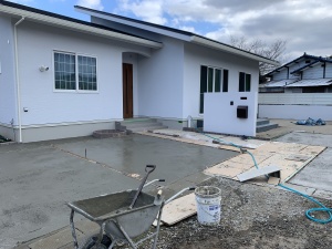 �V�z�O�\�H���@���������Îs�@�r���o��