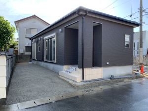 �V�z�O�\�H���@�����s����@�ӐΕ~�{�U���{�]��