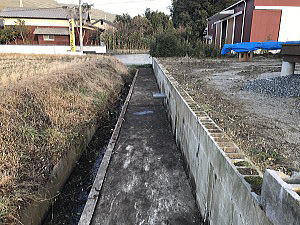 �V�z�O�\�H���@�����s���ǋ�@�h���R���N���[�g�H��