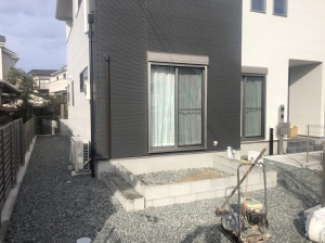 ���t�H�[���O�\�H���@�����s����@�^�C���f�b�L�E�e���X�H���@�u���b�N��