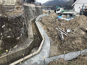 �V�z�O�\�H���@�����s���ǋ�@��b�R���N���[�g