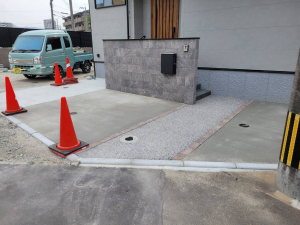 �V�z�O�\�H���@�������}����s�@�r���o��