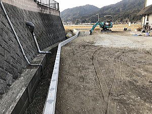 �V�z�O�\�H���@�����s���ǋ�@�y���߃u���b�N�H���@�u���b�N��t�{���ߖ߂�