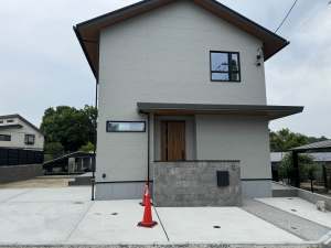 �V�z�O�\�H���@�������}����s�@�R���N���[�g���ш���