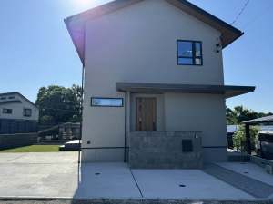 �V�z�O�\�H���@�������}����s�@���H