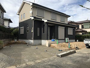 �V�z�O�\�H���@���������Îs�@�R���N���[�g���n�ӐΕ~�{�U���{�]��