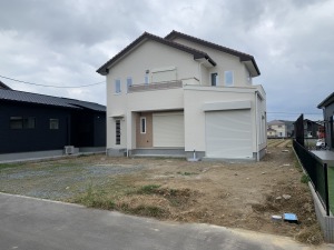 �V�z�O�\�H���@���������Îs�@���H�O