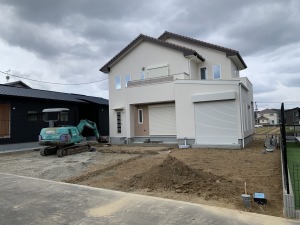 �V�z�O�\�H���@���������Îs�@�@��ߒ�