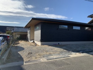 �V�z�O�\�H���@�����s����@���H�O