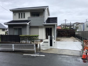 �V�z�O�\�H���@�����s����@���H