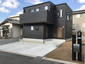 �V�z�O�\�H���@�����s����@�^���y���n