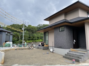 �V�z�O�\�H���@�����s����@�U���{�]��