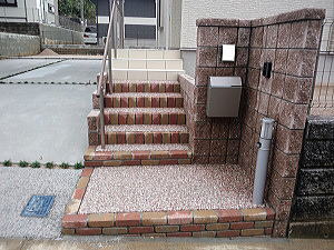 ��܂��{�H��