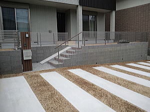 ��܂��{�H��